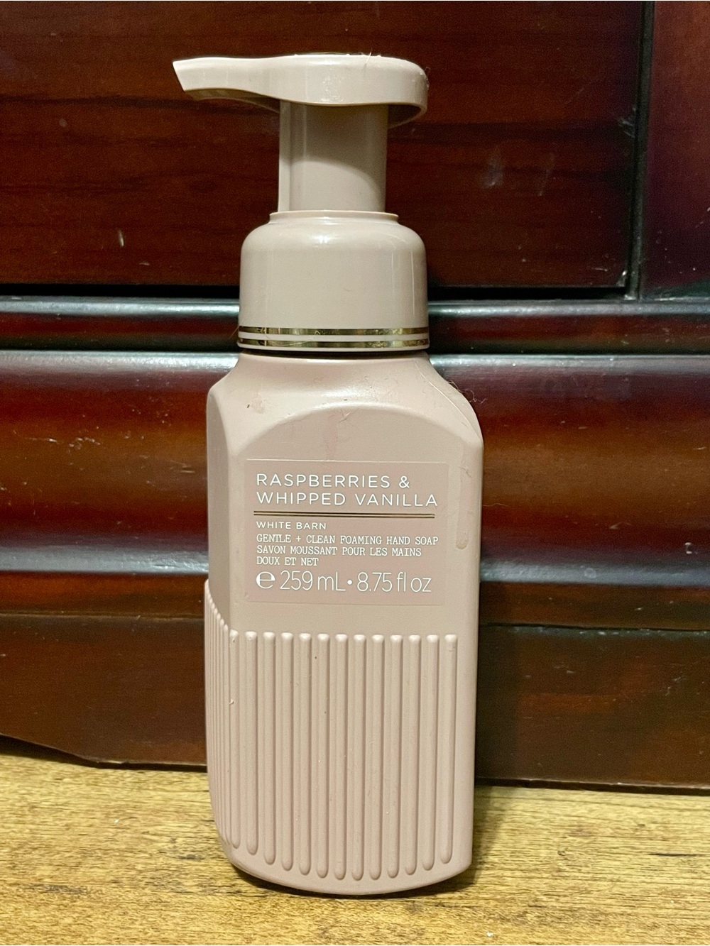 White Barn Raspberries & Whipped Vanilla Foaming Hand Soap